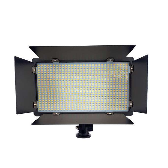 نور ثابت ال ای دی +PROFESSIONAL PRO LED U600 (2عدد باتری + 1عدد شارژر + ریموت کنترل + آداپتور برق مستقیم)